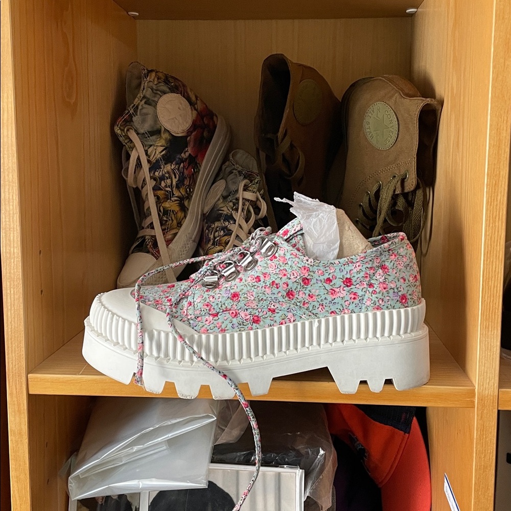 Converse. Flash (ea) $